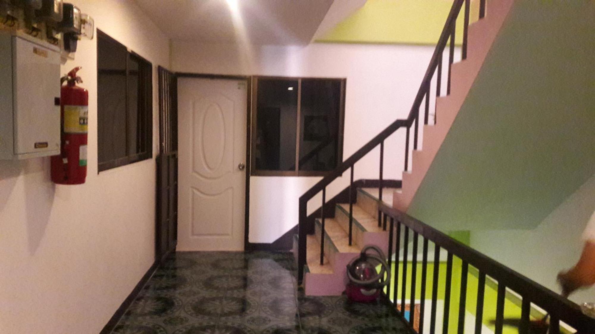 Nong Guest House Pattaya Extérieur photo