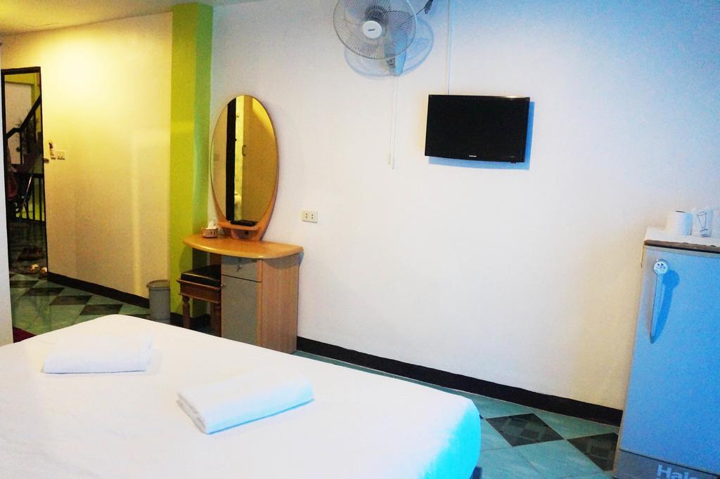 Nong Guest House Pattaya Extérieur photo
