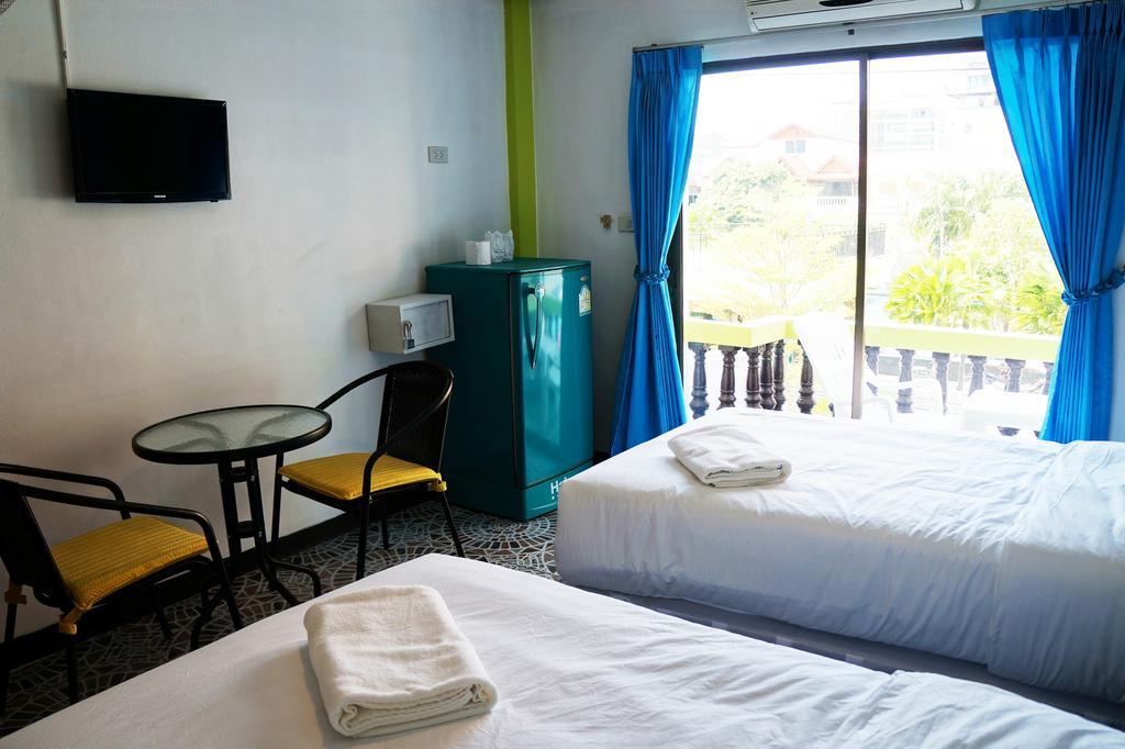 Nong Guest House Pattaya Extérieur photo