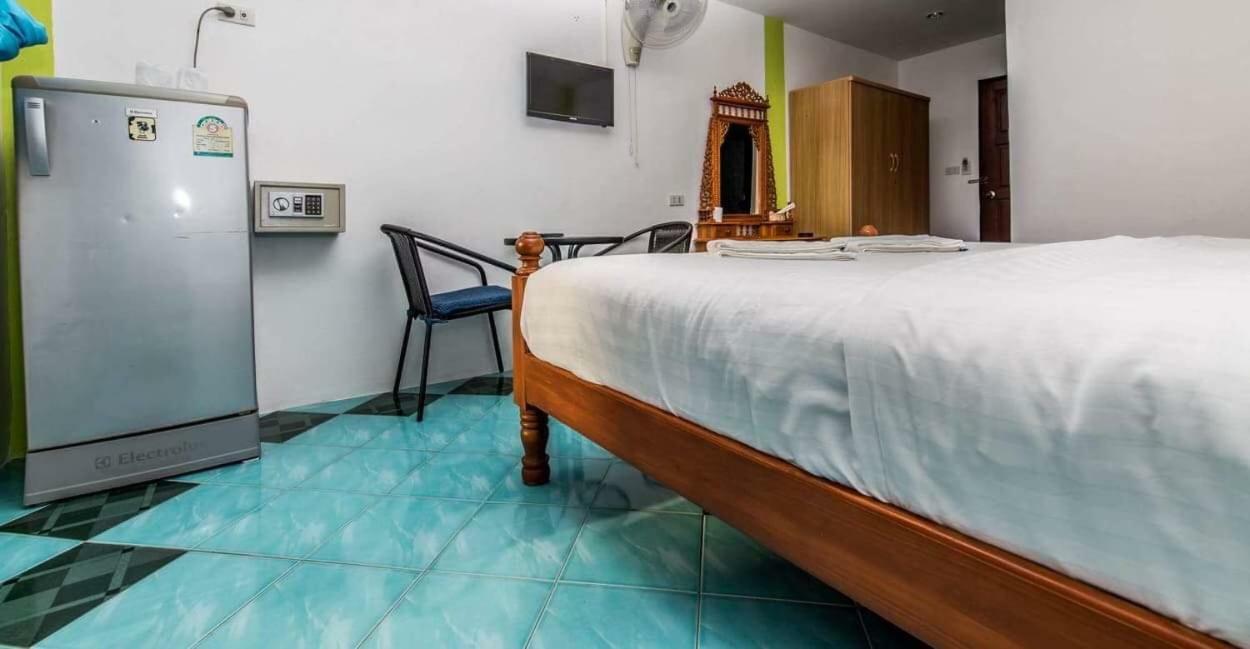 Nong Guest House Pattaya Extérieur photo