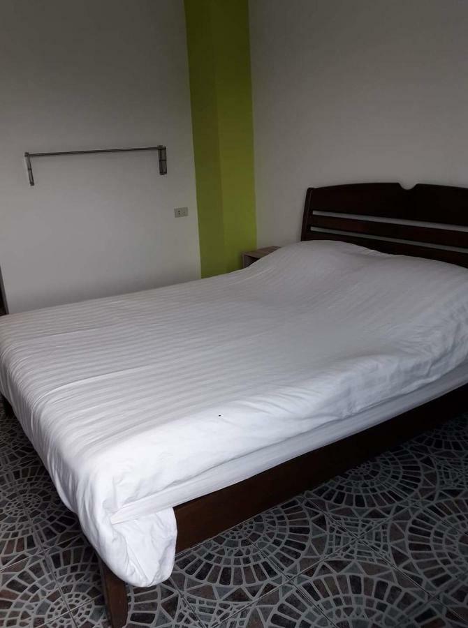 Nong Guest House Pattaya Extérieur photo